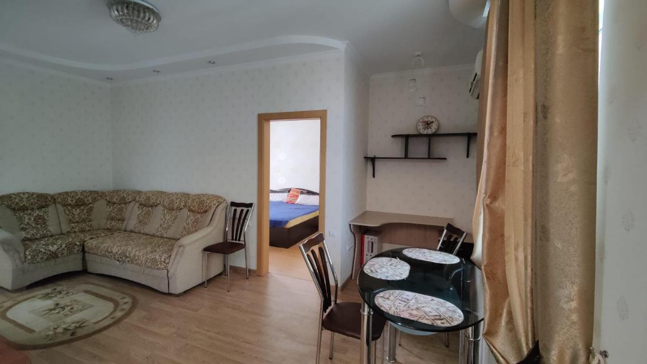 Stefan Cel Mare 64 Appartamento Chişinău