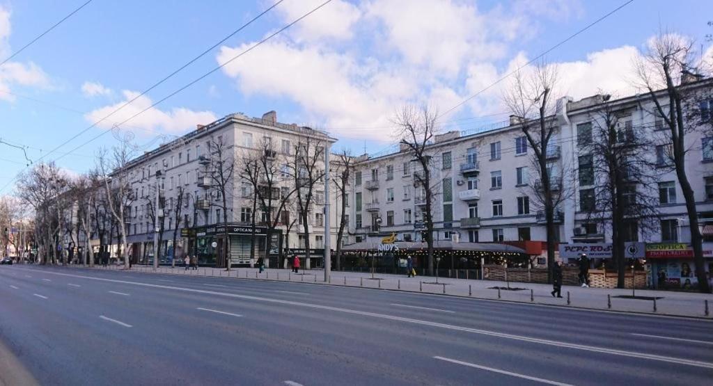 Appartamento Stefan Cel Mare 64 Chişinău